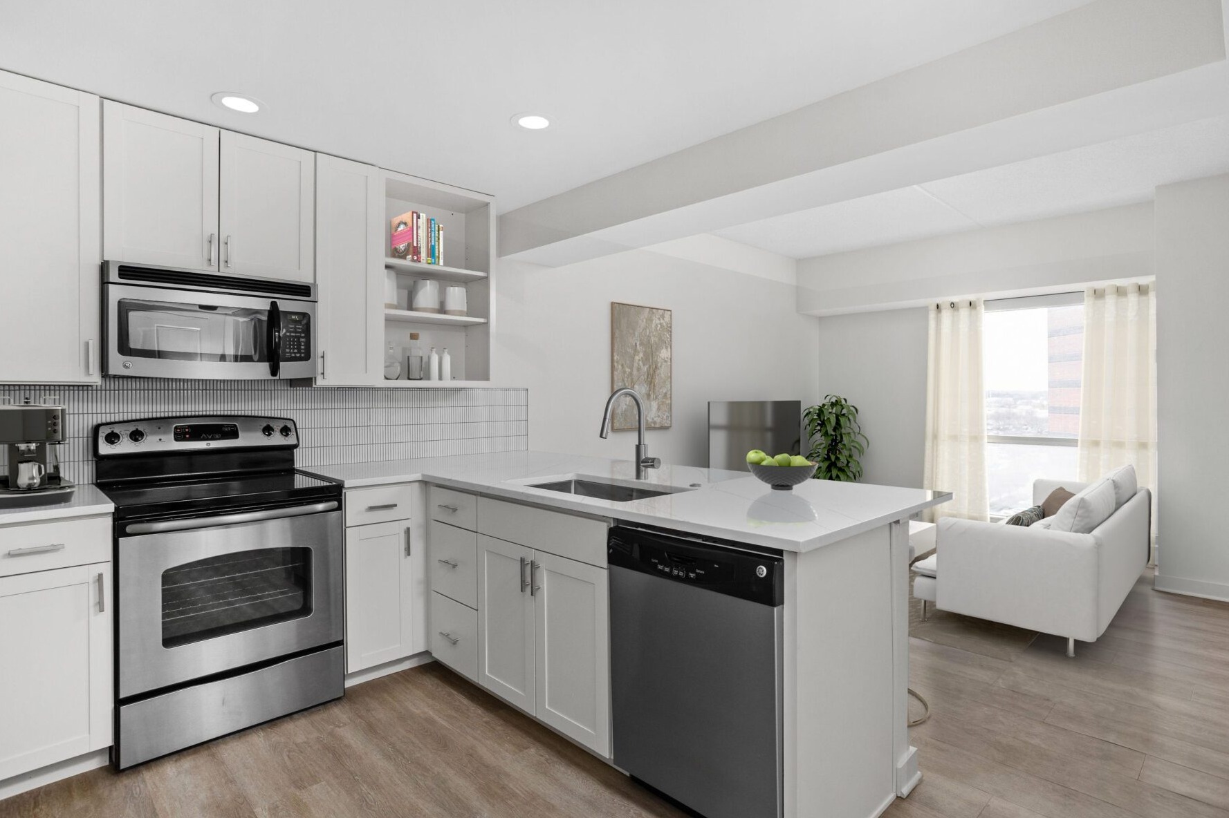 LUXURIOUS APARTMENT INTERIORS AT VITRA APARTMENTS IN INDIANAPOLIS INDIANA